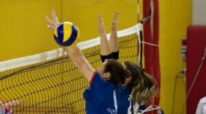 Scopri di più sull'articolo Volley Femminile. A Lessona bonprix TeamVolley supera 3-1 il Pavic Romagnano e si gode la vetta della classifica
