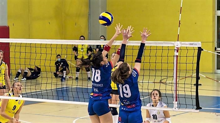 Scopri di più sull'articolo A Lessona il bonprix TeamVolley regala al suo pubblico il settimo sigillo: un altro 3-0 ai danni della giovane Omegna