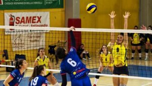 Scopri di più sull'articolo Pausa natalizia e Covid non frenano le ambizioni del bonprix TeamVolley: biancoblù corsare a Novara (3-0)