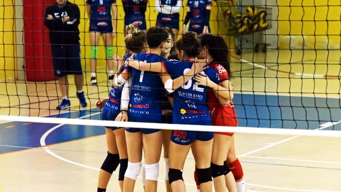 Scopri di più sull'articolo Inarrestabile bonprix TeamVolley: 3-0 anche a Ivrea contro Canavese Volley