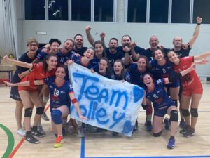 Scopri di più sull'articolo Ciliegina sulla torta per il bonprix TeamVolley che supera 3-1 Rivarolo e alza la coppa di campione regionale