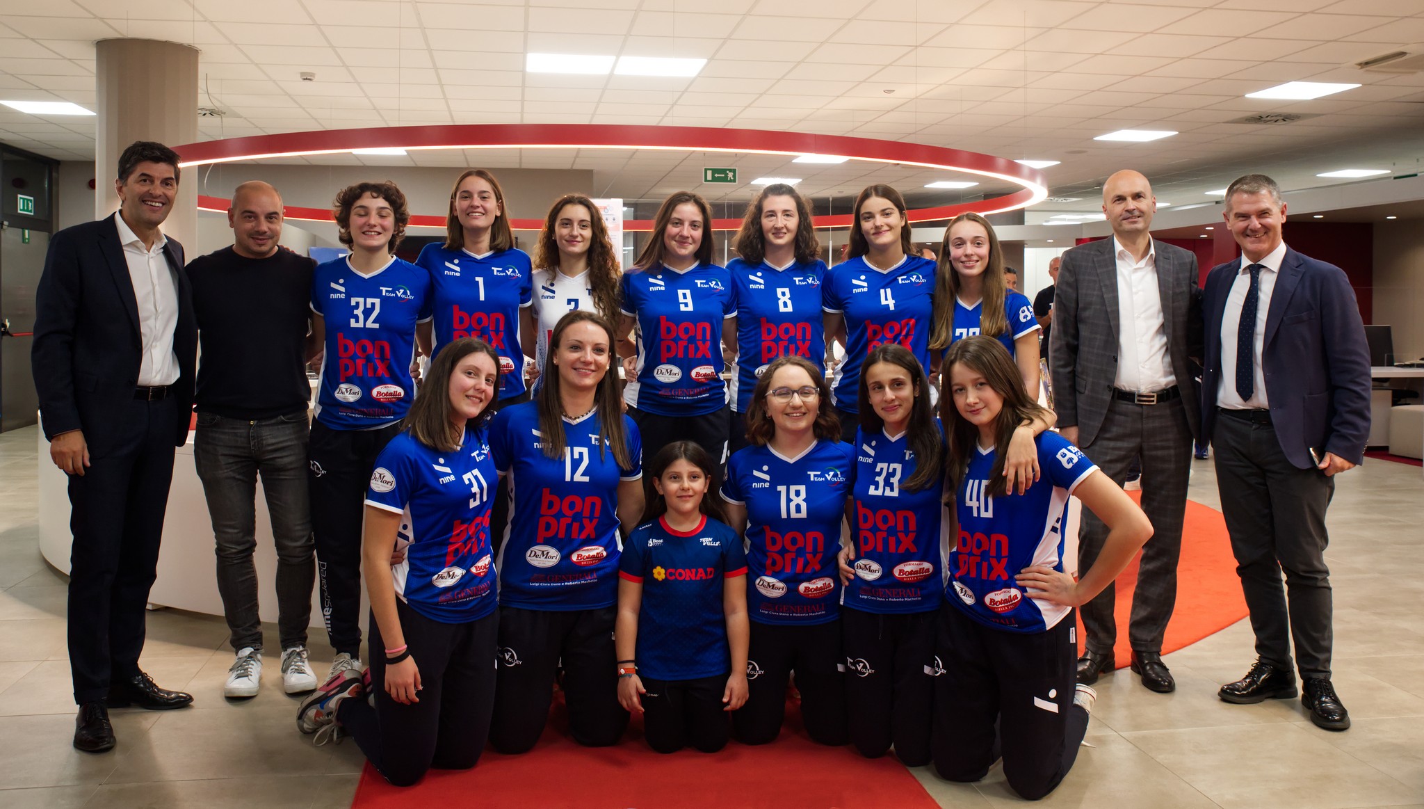 Al momento stai visualizzando Il TeamVolley presenta la stagione sportiva 2022/23 e le nuove divise biancoblù