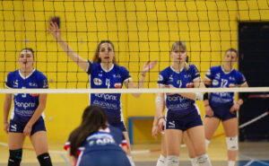Scopri di più sull'articolo Il Teamvolley lotta punto a punto ma Lasalliano si prende tutto